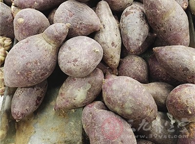紫薯1个，山药1段