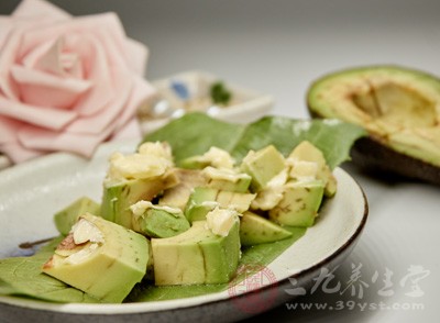 油酸是牛油果所含的一种单元不饱和脂肪 油酸是牛油果所含的一种单元不饱和脂肪