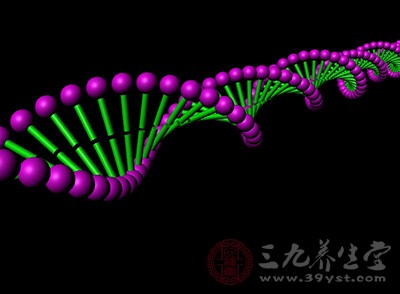 蜂蜜有擴(kuò)張冠狀動(dòng)脈和營(yíng)養(yǎng)心肌的作用，改善心肌功能，對(duì)血壓有調(diào)節(jié)作用