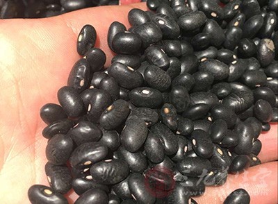 黑豆的功效与作用 黑豆吃多了有什么坏处