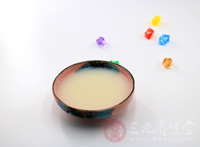 鮮豆?jié){與高血壓，具有抑制血管緊張的肽原酶活性物質(zhì)