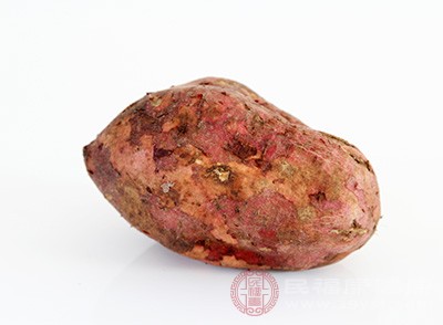 在平时多吃一点红薯可以帮助我们保持血管的弹性