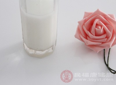 西蘭花與牛奶同食，會(huì)影響人體對(duì)鈣質(zhì)的消化吸收