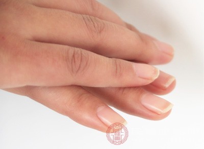 手脱皮是什么原因 手脱皮吃它可以缓解(2)