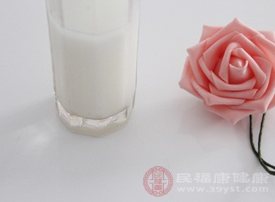 長(zhǎng)期進(jìn)食高脂肪、高蛋白、低纖維性飲食者結(jié)直腸息肉的發(fā)生率明顯增高