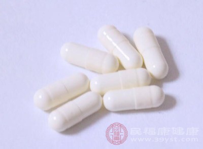 阿司匹林、潘生丁等藥物都可以治療硬皮病