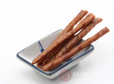 类似辣条、薯片这样味道辛辣刺激的零食 类似辣条、薯片这样味道辛辣刺激的零食