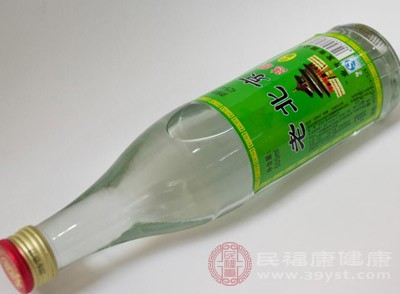 如果你有長期大量的飲酒史，此時因主動或被動原因處于酒精戒斷期間