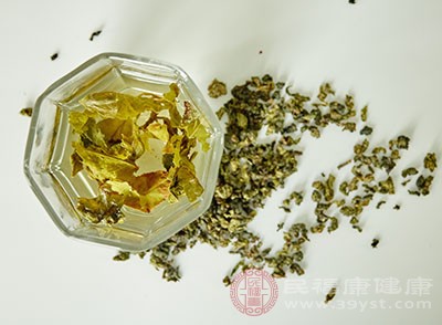 泡乌龙茶是不可放过多的茶叶