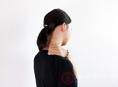 大多数在肩关节周围，会出现广泛压痛