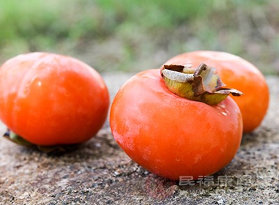 柿子的好处 常吃这种水果能补充能量