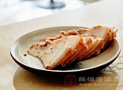 常吃猪肉可以有助于排便、补肾养血、增强体壮、促进发育 常吃猪肉可以有助于排便、补肾养血、增强体壮、促进发育