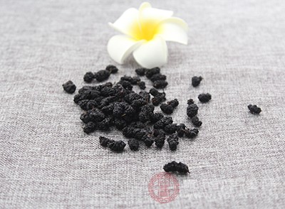 桑葚干是目前水果及其制品中天然含铁丰富