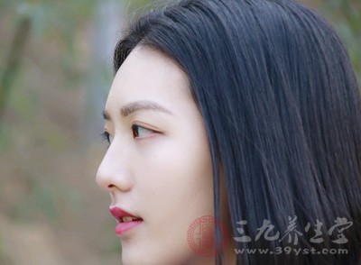 眼角皱纹怎么去除
