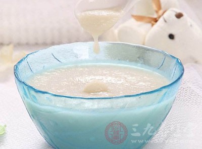进口喜宝婴儿米粉含量不合规 消费者起诉京东