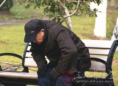 很多人認為老年斑只有老年人才會出現(xiàn)