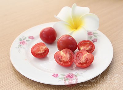 西紅柿本身沒有直接減肥作用
