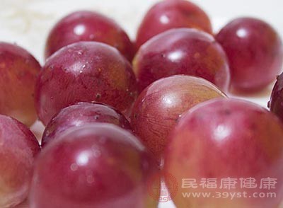葡萄不能和含钾高的食物一起吃