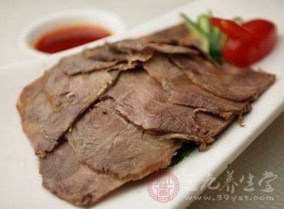 江苏启东菜场卖的20多元1斤的牛柳原来是猪肉