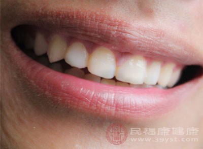 一般牙齿矫正的适宜年龄分为三个阶段