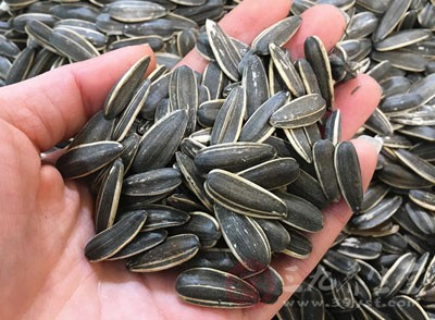 南京抽检发现10批次问题食品 - 民福康,三九养