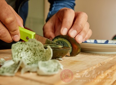全国食品污染物监测网(国家食品安全风险监测的前身)共收集1358个皮蛋样品 全国食品污染物监测网(国家食品安全风险监测的前身)共收集1358个皮蛋样品
