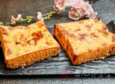 网购美食存猫腻 这样的美食还敢买吗(2)