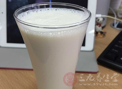 初乳中的維生素含量顯著高于常乳