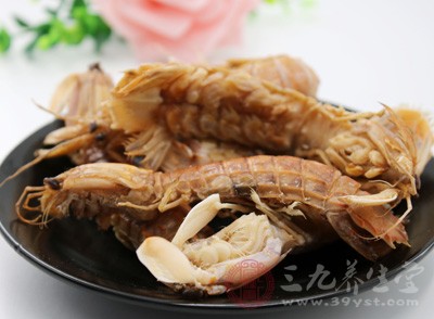 蝦蛄是一種營(yíng)養(yǎng)豐富、汁鮮肉嫩的海味食品