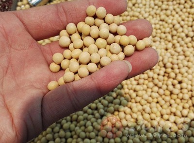 经过8小时浸泡后的大豆,与未浸泡的大豆相比,没有显著差异 经过8小时浸泡后的大豆,与未浸泡的大豆相比,没有显著差异