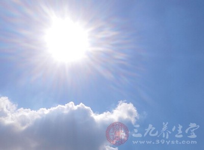 夏天的7、8、9 月，我地區(qū)的氣溫是全年氣溫高的時期