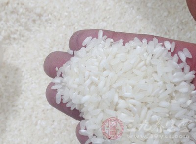 发霉大米包装后再上市 成都暂未发现相关米源