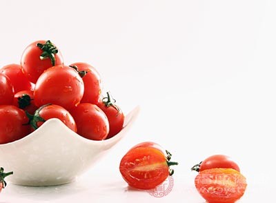 西红柿中还含有番茄碱