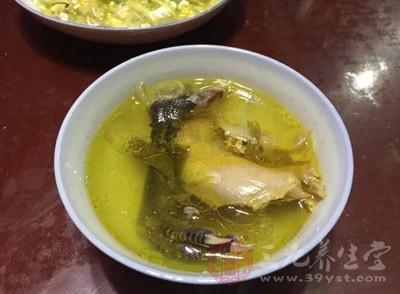 散養(yǎng)慢燉黃油雞湯