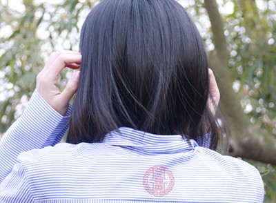 按摩刺激太冲穴，能很好地调动肝经的元气，使肝脏功能正常