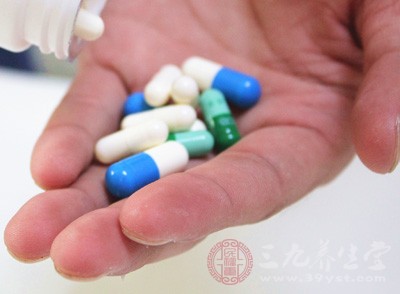 很容易干出各种意想不到的荒唐事件 很容易干出各种意想不到的荒唐事件