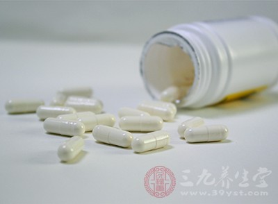 而安體舒通能夠競(jìng)爭(zhēng)性抑制醛固酮對(duì)水鈉的潴留作用