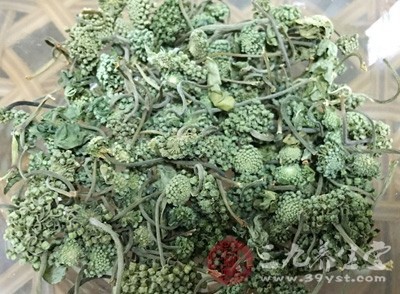 三根汤：藤梨根60g，野葡萄根30g，枸骨树根30g，云实30g，八角金盘3g，生南星3g