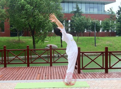 如打太极拳，或简单地心存感激，证明都非常有效