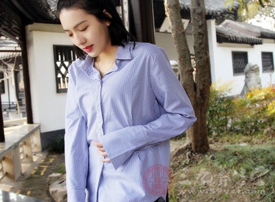 典型病例具有急性腹痛 典型病例具有急性腹痛