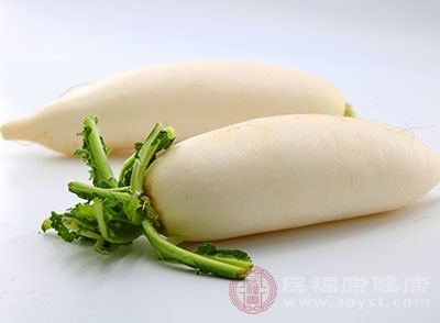 白蘿卜有清熱潤(rùn)肺，養(yǎng)胃消食的功效