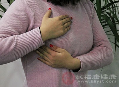 小叶增生的女性都会感觉到乳房的胀痛