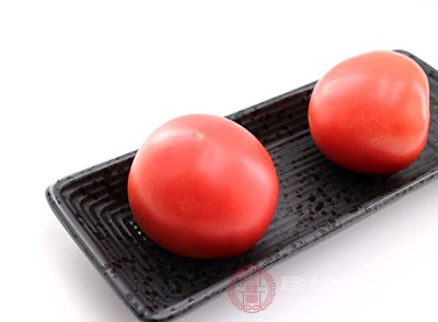 西红柿中含有很多的番茄红素