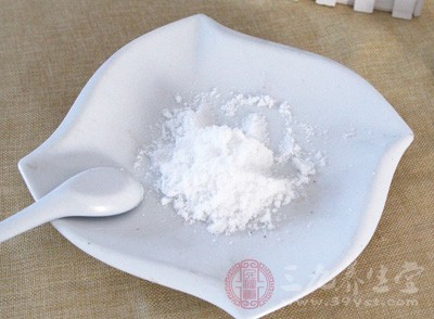 食盐少许，鸡粉适量，料酒适量