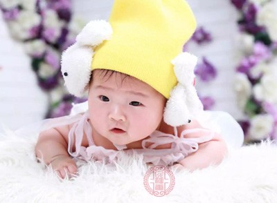 脐带是一种胶样的结缔组织 脐带是一种胶样的结缔组织