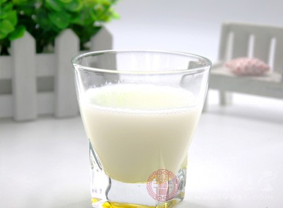 卵巢囊肿可以喝牛奶吗 如何治疗卵巢囊肿