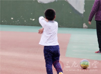 多动症的表现主要体现为注意力不集中 多动症的表现主要体现为注意力不集中