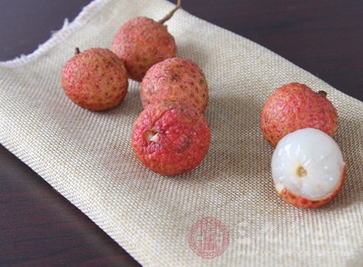 使人体得不到必需的营养补充 使人体得不到必需的营养补充