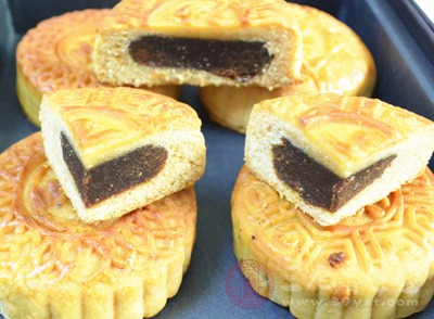 探访郑州月饼市场 月饼与包装冰火两重天