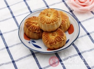 民福康获悉:水果馅月饼是用冬瓜调味出来的 民福康获悉:水果馅月饼是用冬瓜调味出来的